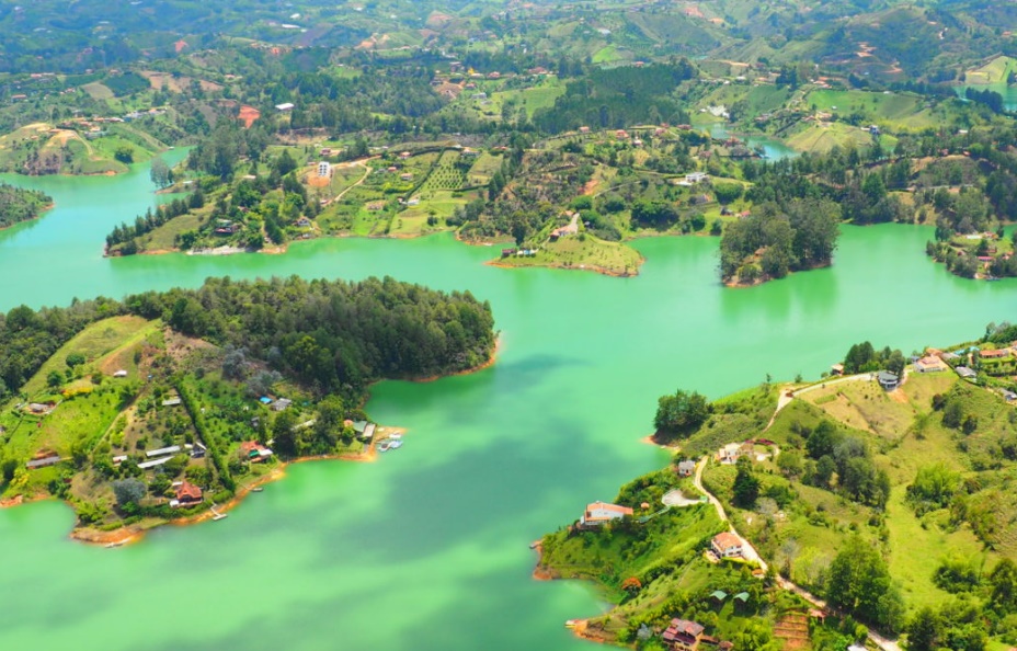 lake system of Guatape