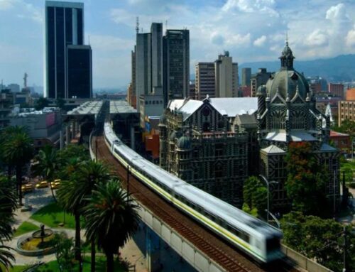 Best Time to Travel Between Popular Medellin Destinations