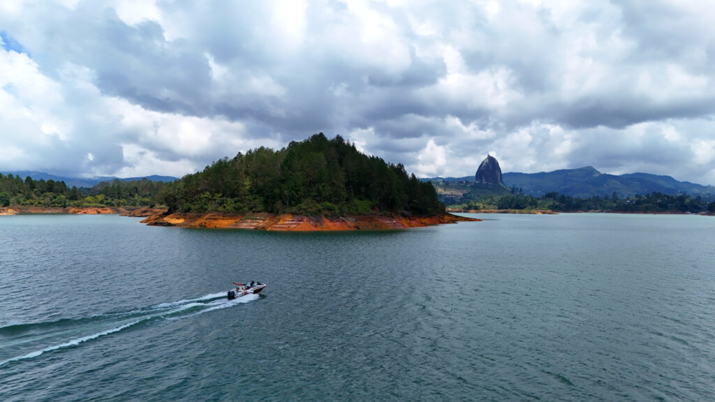Guatape boat trip